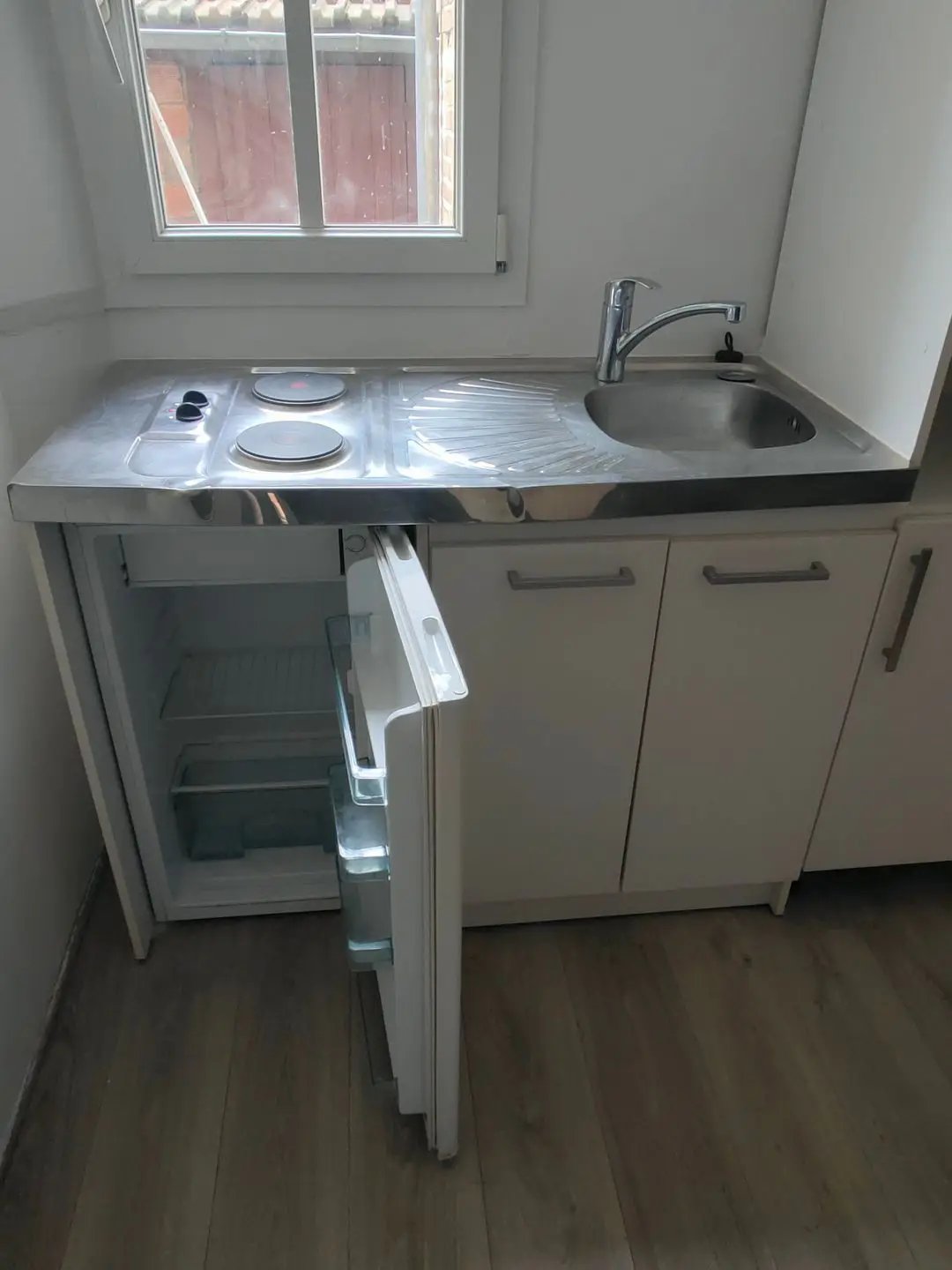 Appartement à louer, 16m², Courbevoie