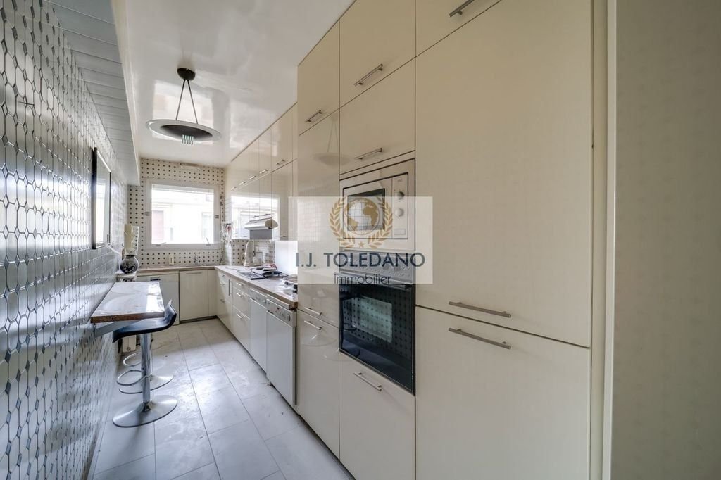 Appartement à vendre, 97m², Neuilly-sur-Seine