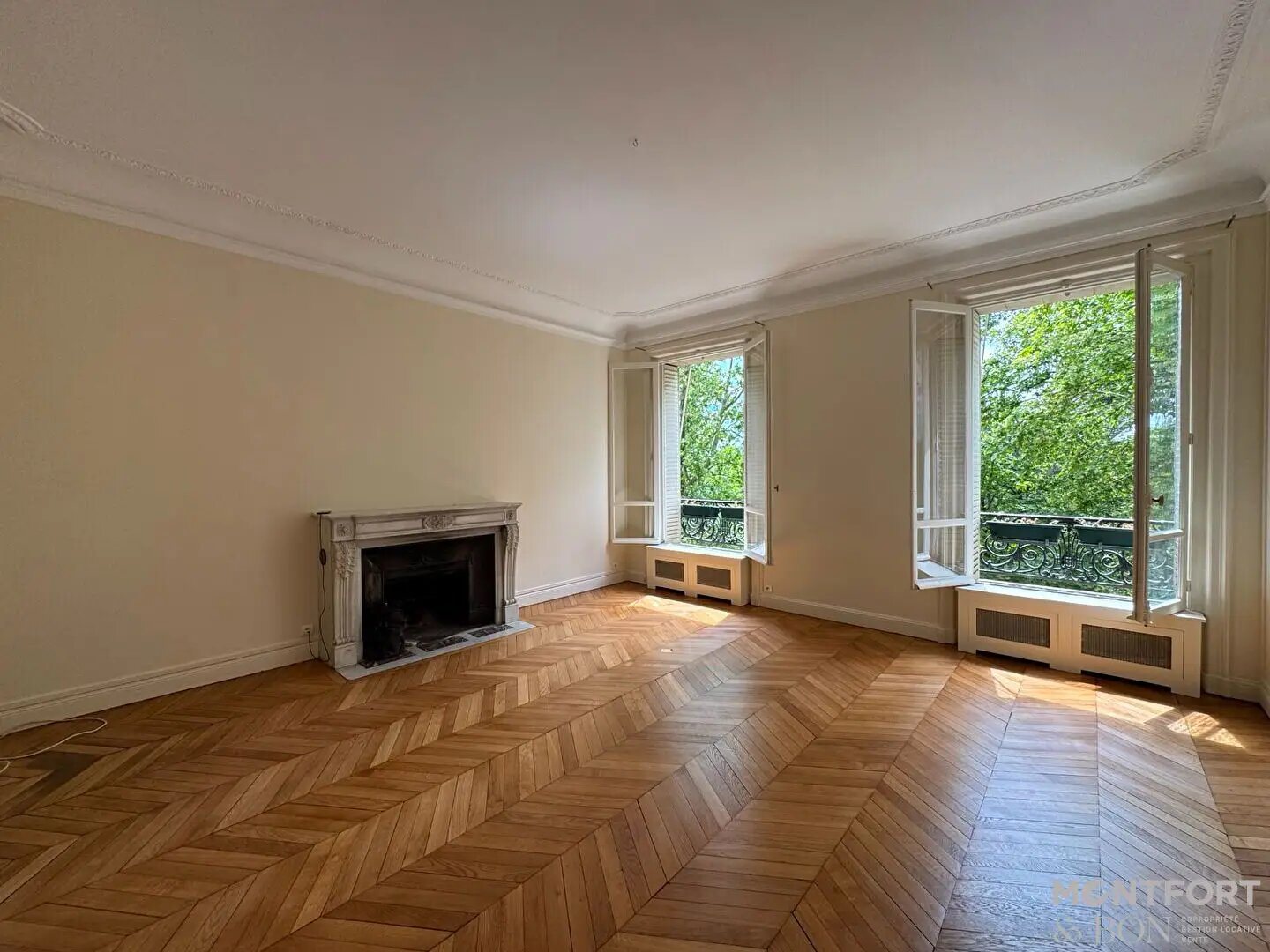 Appartement à louer, 161m², Paris 7ème