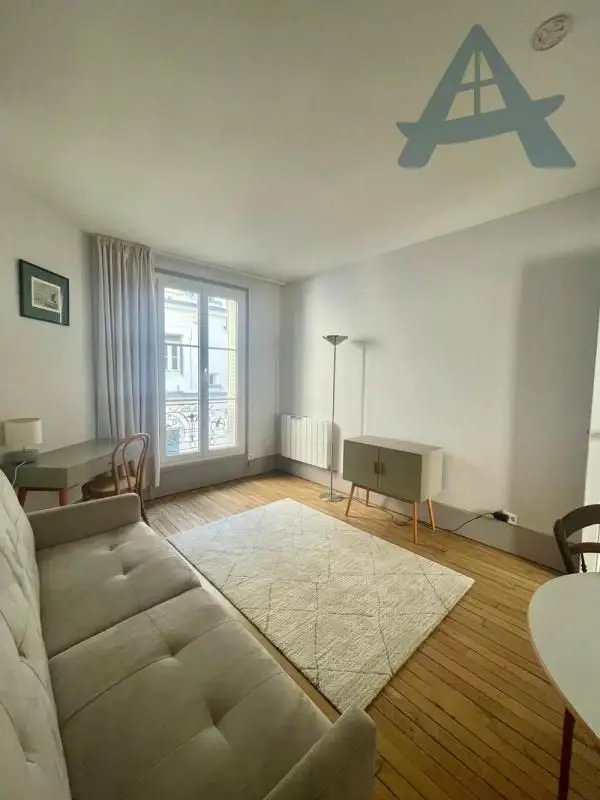 Appartement à louer, 22m², Paris 7ème