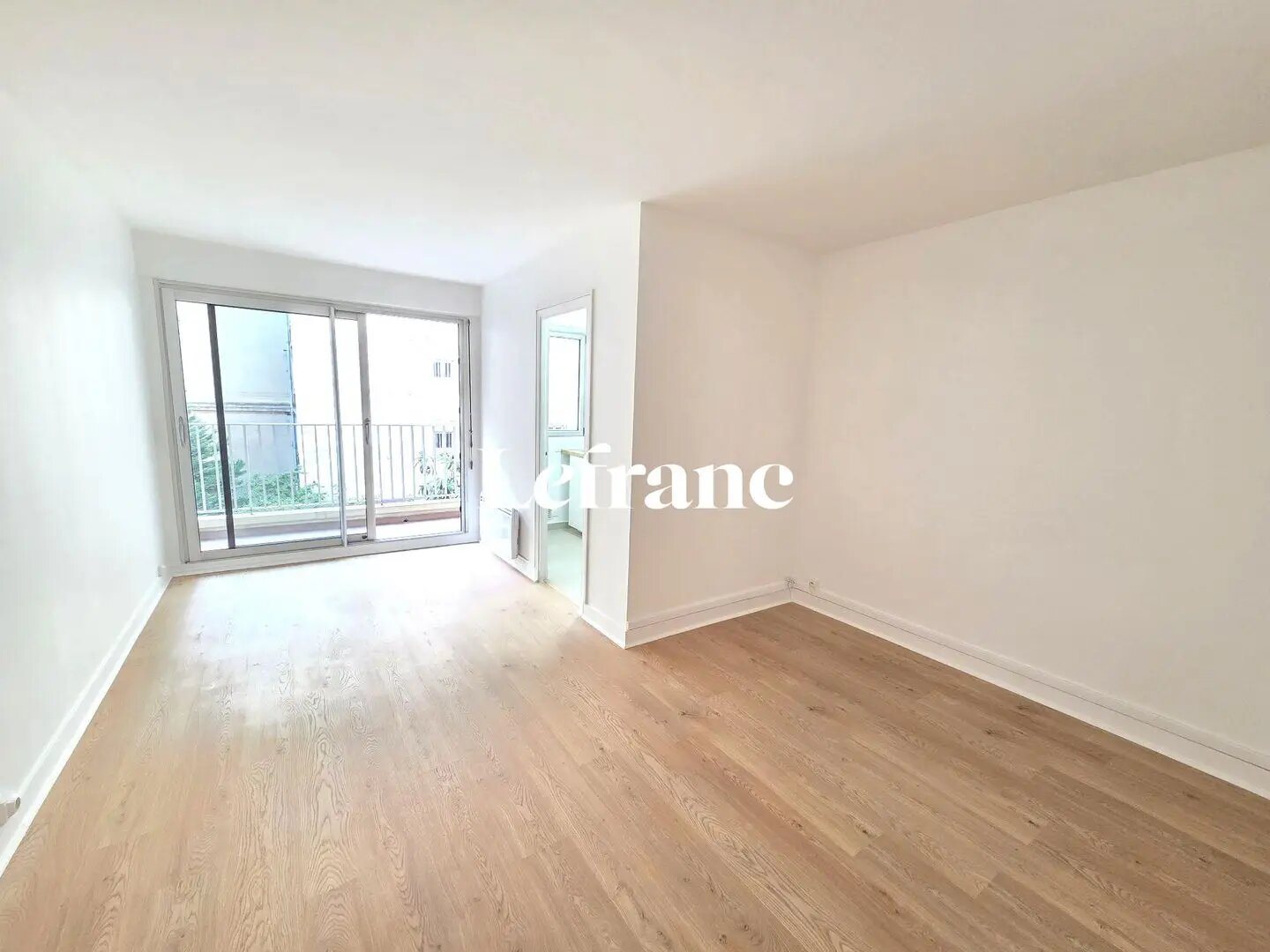 Appartement à louer, 27m², Paris 17ème