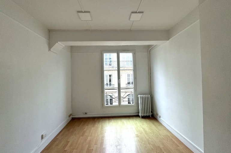 Maison à louer, 14m², Paris 9ème