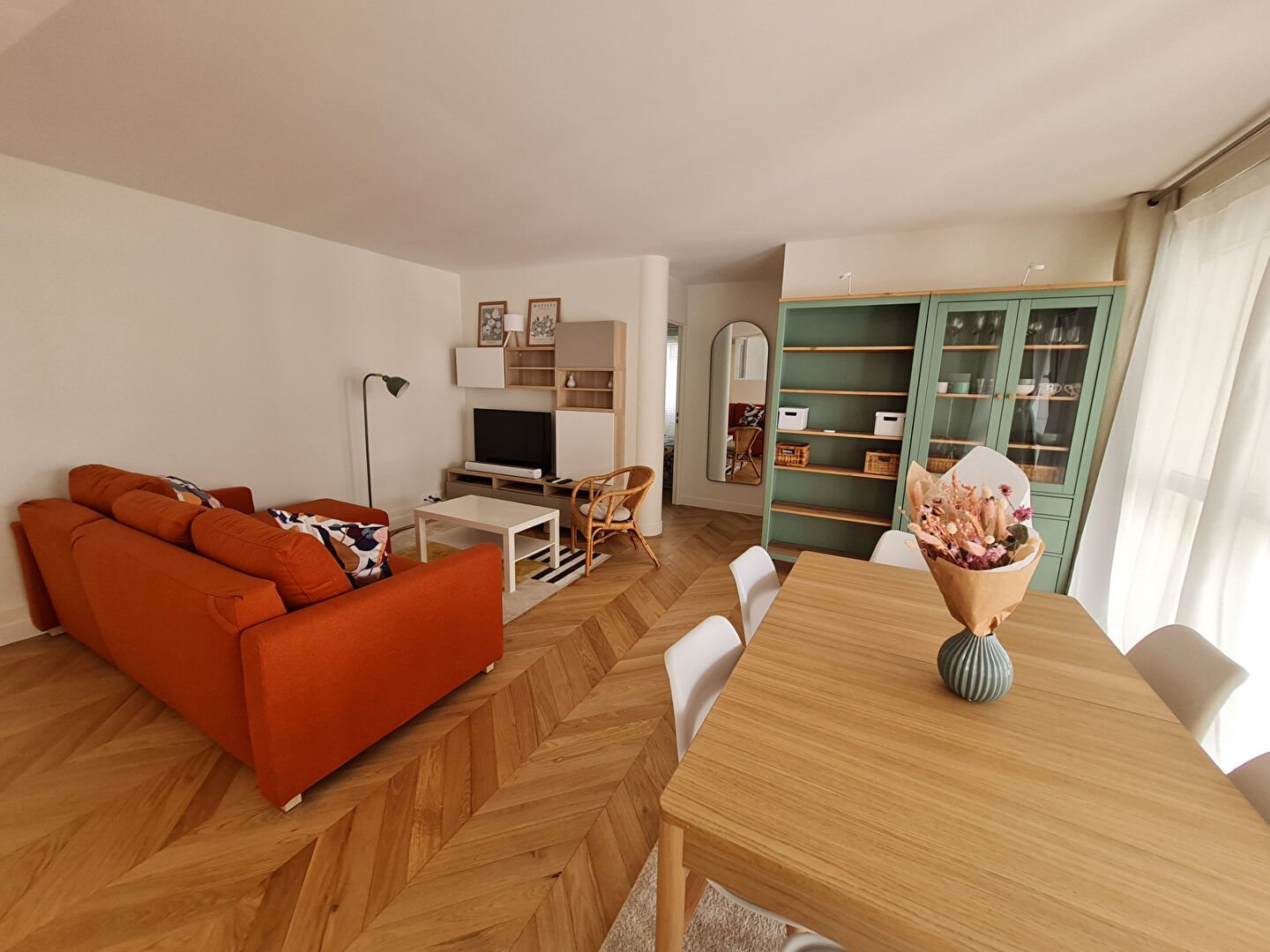 Appartement à louer, 74m², Suresnes
