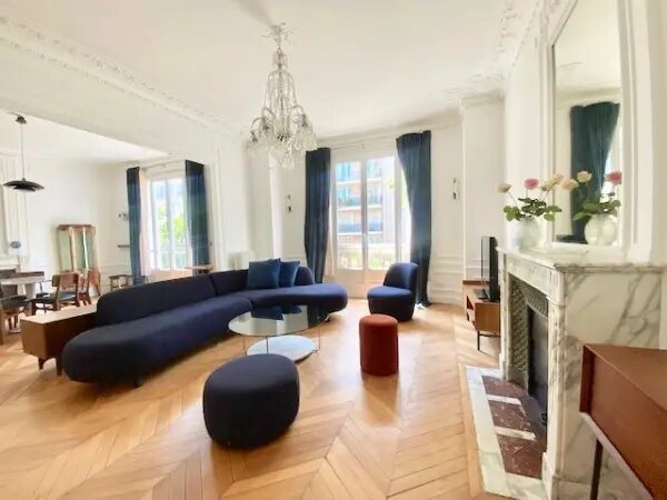 Appartement à louer, 152m², Paris 7ème