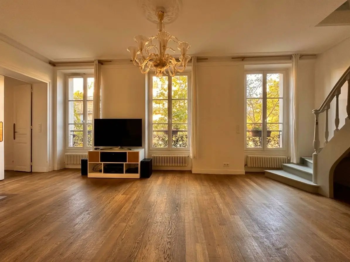 Appartement à louer, 150m², Paris 11ème