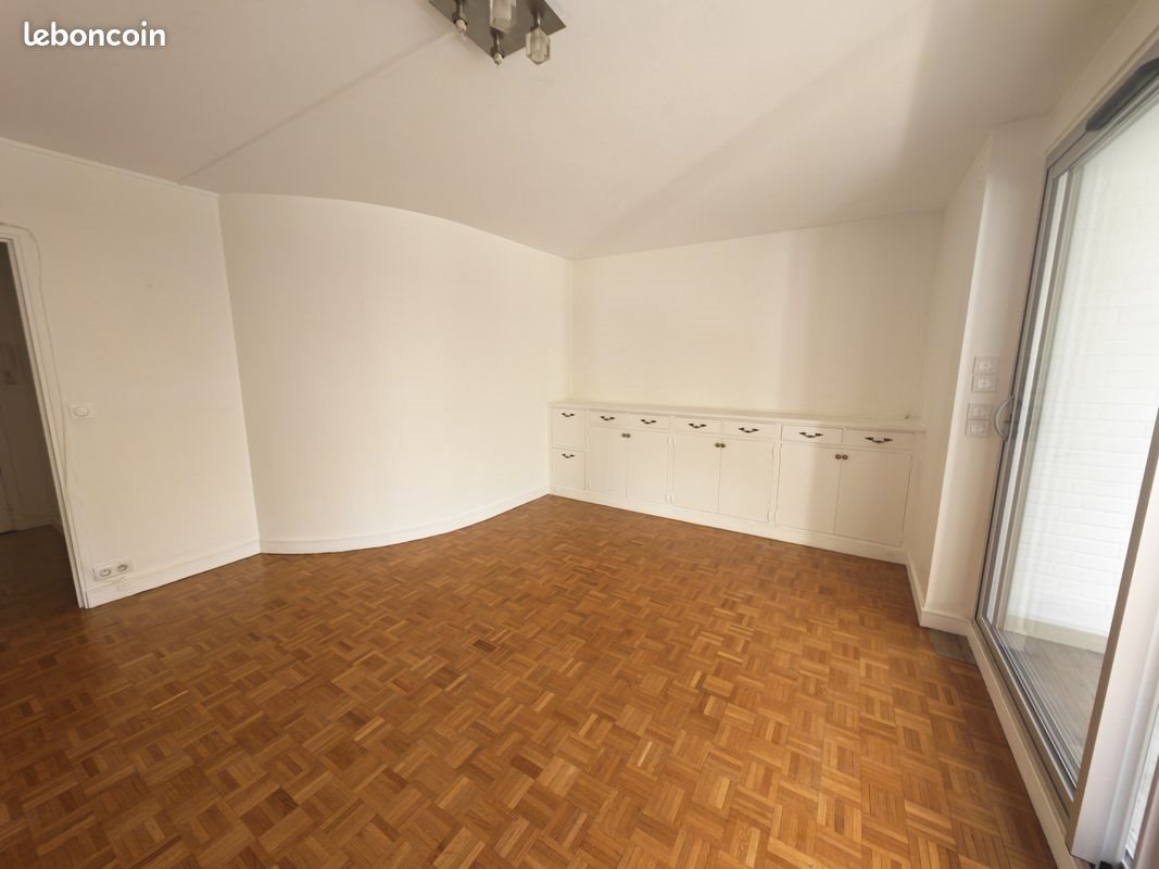 Appartement à louer, 46m², Paris 14ème