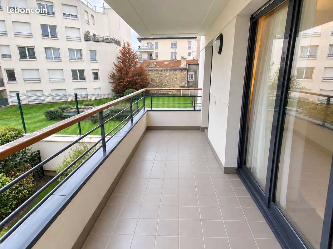 Appartement à louer, 44m², Suresnes