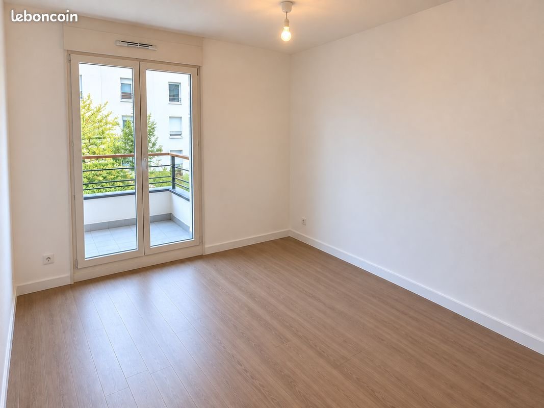Appartement à louer, 44m², Suresnes