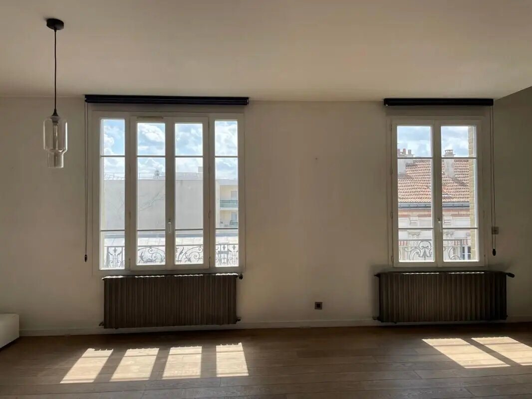 Appartement à louer, 59m², Suresnes