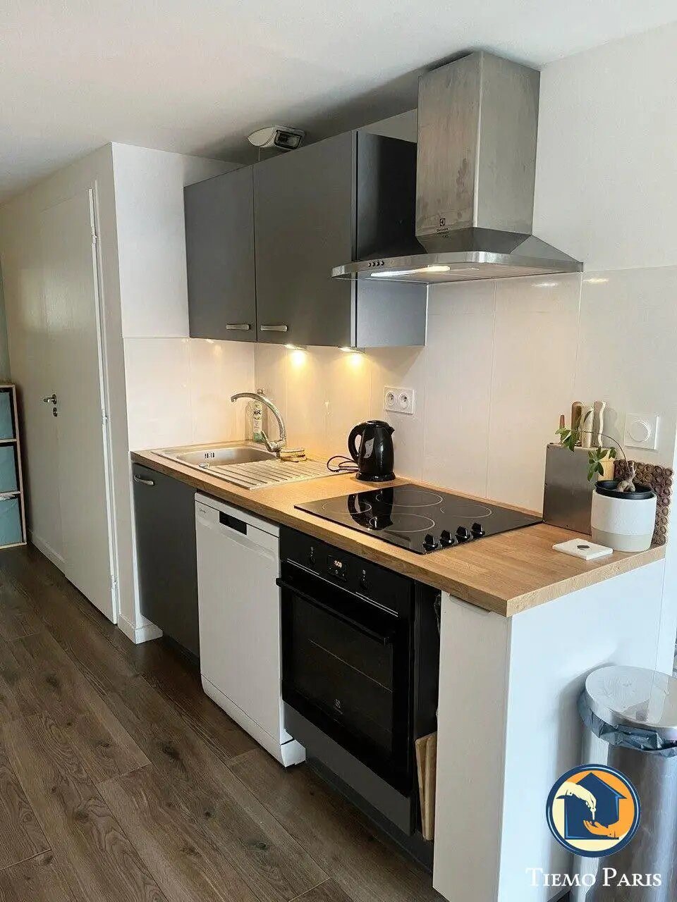 Appartement à louer, 40m², Suresnes