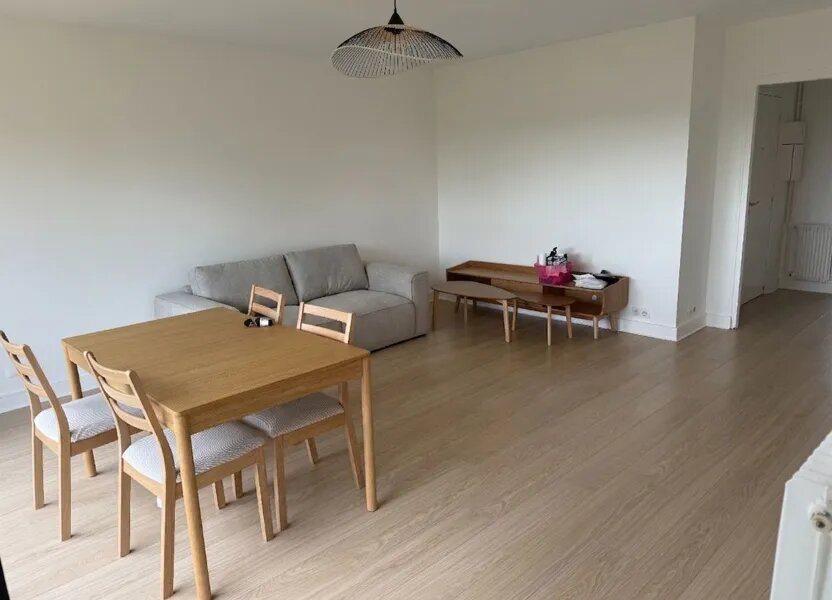 Appartement à louer, 60m², Bailly