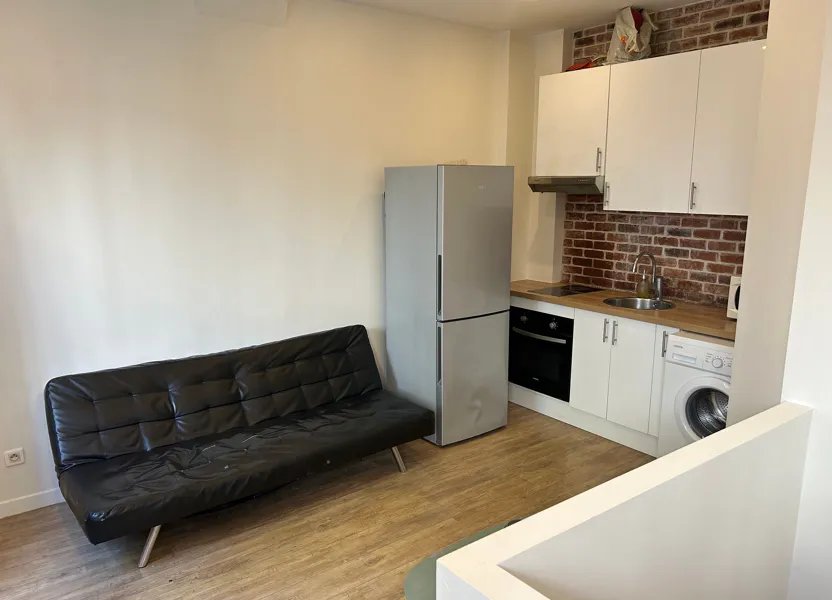 Appartement à louer, 21m², Paris 18ème
