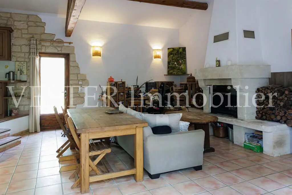 Maison à vendre, 130m², Saumane-de-Vaucluse