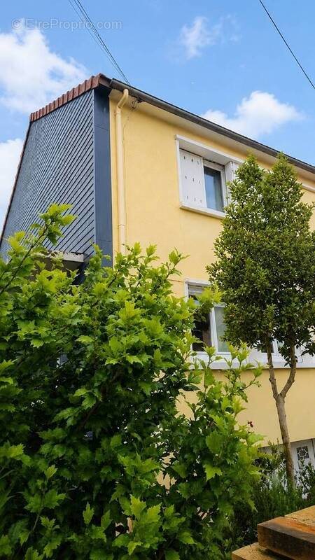 Maison à vendre, 100m², Saint-Etienne-du-Rouvray