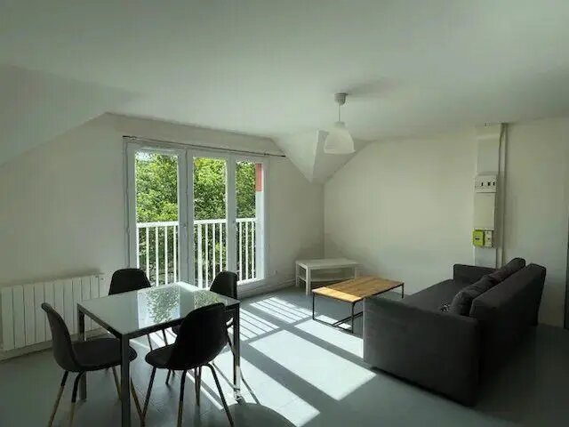 Appartement à louer, 64m², Le Houlme