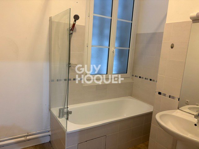 Appartement à louer, 84m², Guignes