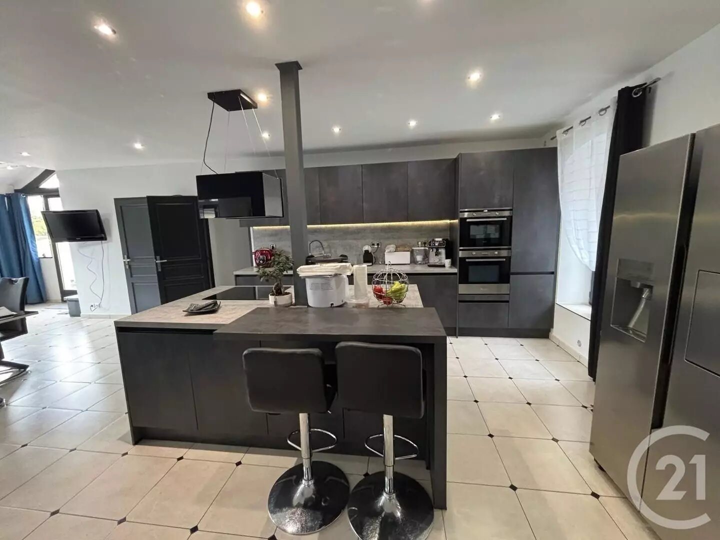 Maison à vendre, 264m², Charmentray