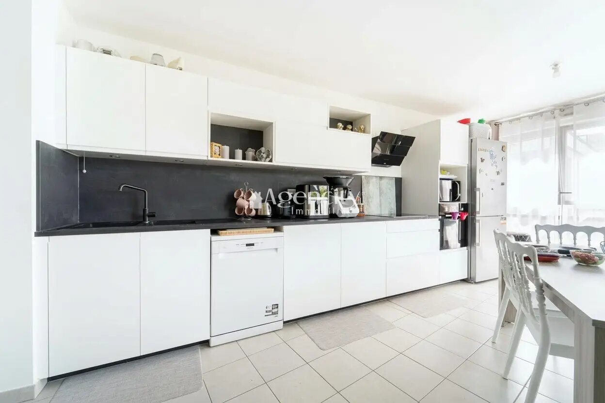 Appartement à vendre, 89m², Saint-Thibault-des-Vignes