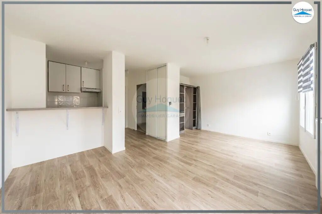 Appartement à louer, 31m², Nandy
