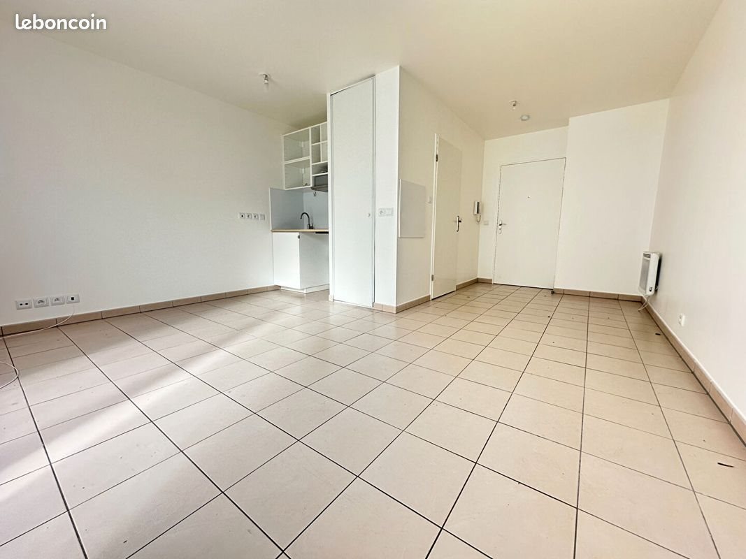 Appartement à louer, 25m², Savigny-le-Temple