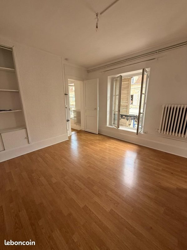 Appartement à louer, 36m², Chantilly