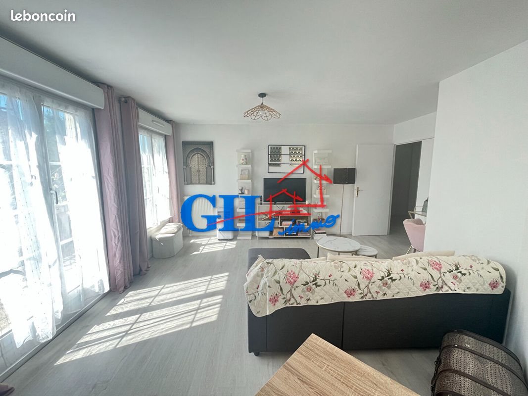 Appartement à vendre, 61m², Savigny-le-Temple