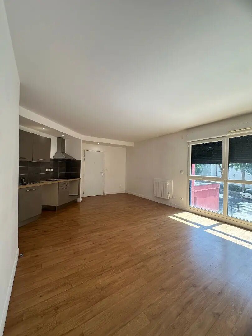 Appartement à louer, 45m², Saint-Thibault-des-Vignes