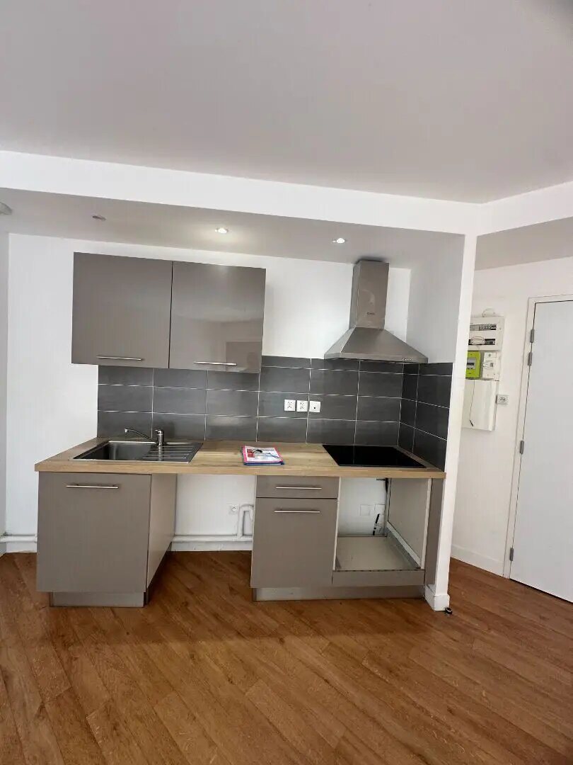 Appartement à louer, 45m², Saint-Thibault-des-Vignes