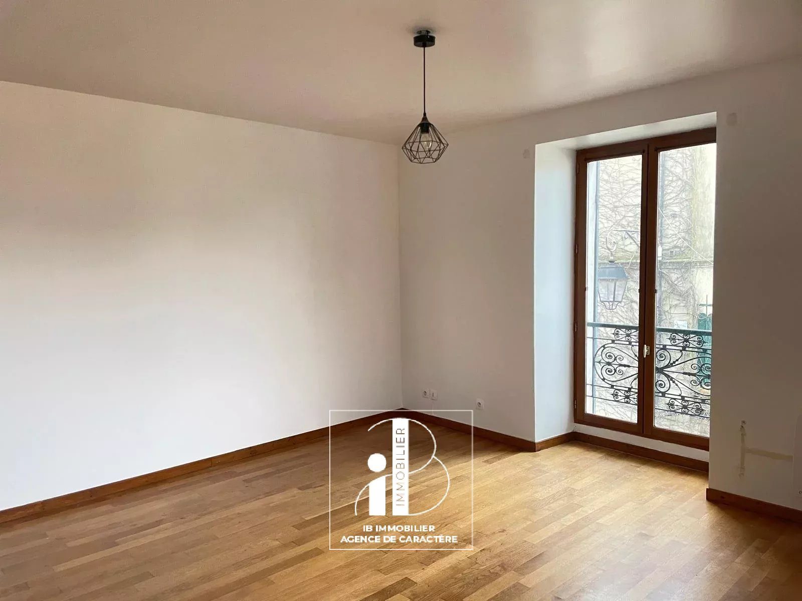 Appartement à louer, 80m², Moret-Loing-et-Orvanne