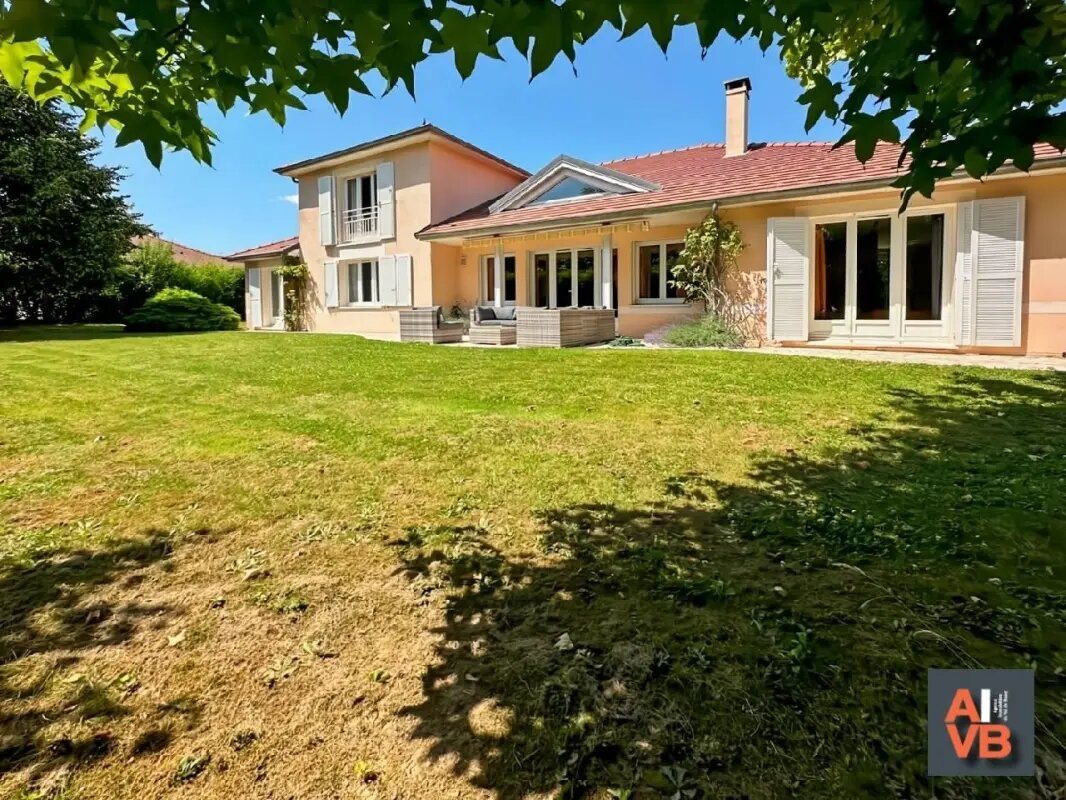Maison à vendre, 260m², Bussy-Saint-Georges