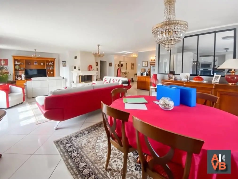 Maison à vendre, 141m², Bussy-Saint-Georges