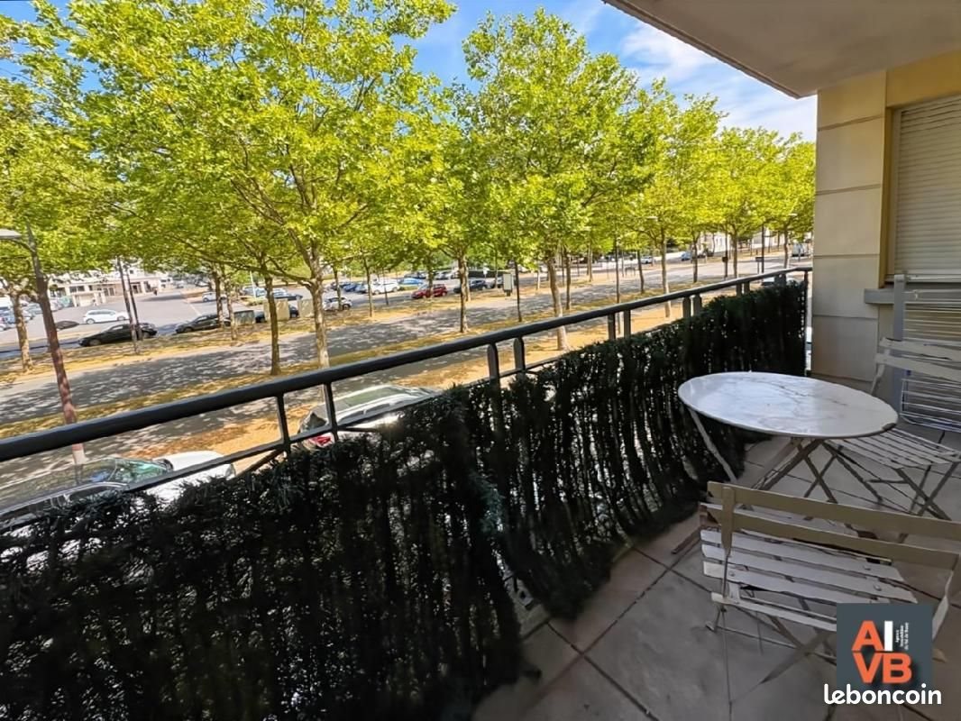 Appartement à vendre, 29m², Bussy-Saint-Georges