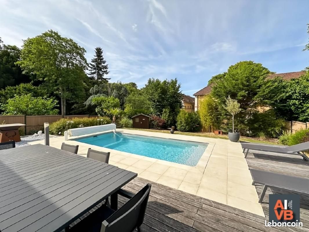 Maison à vendre, 153m², Bussy-Saint-Georges