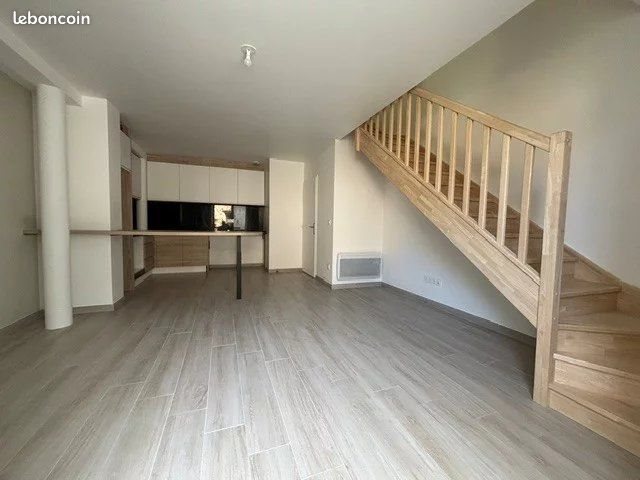 Appartement à louer, 54m², Nandy