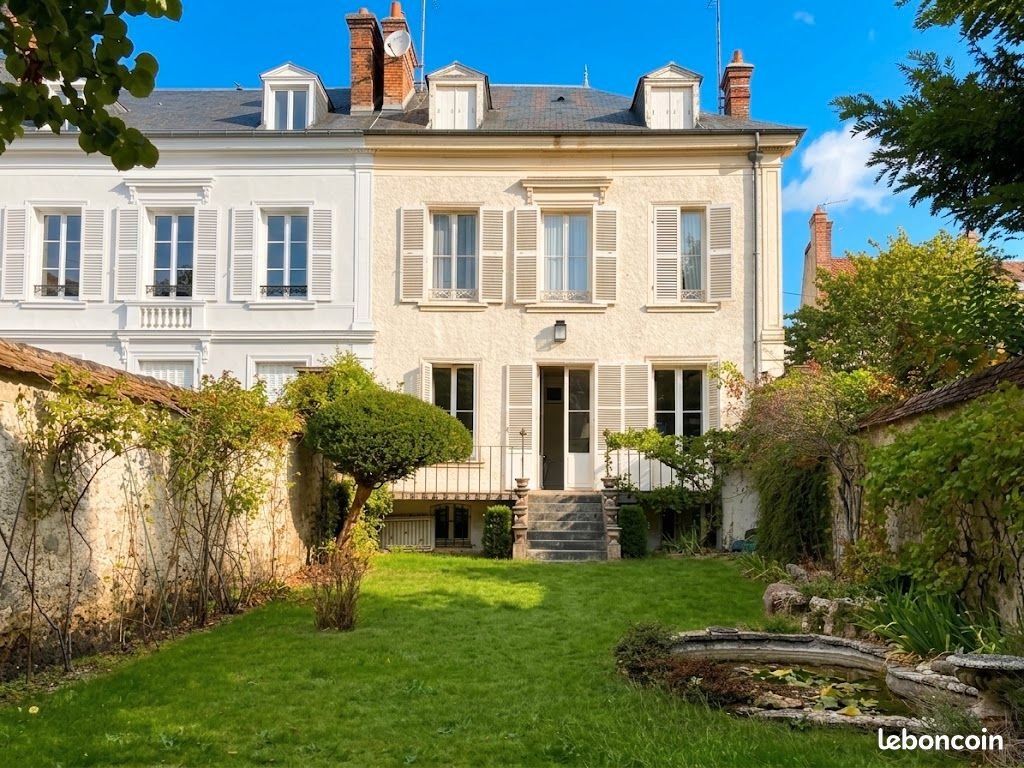 Maison à louer, 202m², Fontainebleau