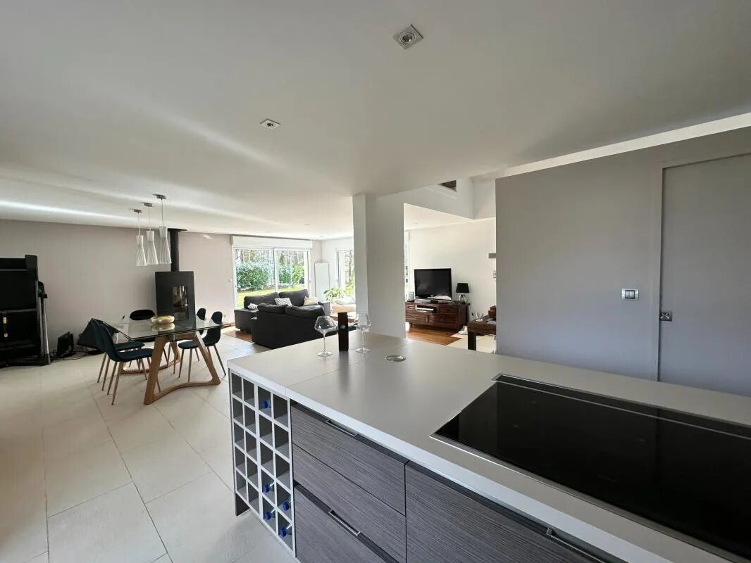 Maison à vendre, 164m², Noisy-sur-Ecole