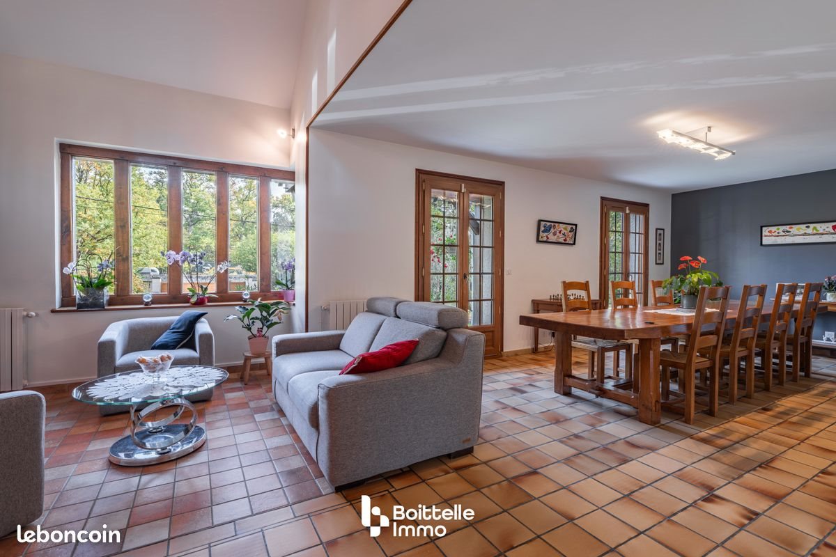 Maison à vendre, 160m², Arbonne-la-Forêt