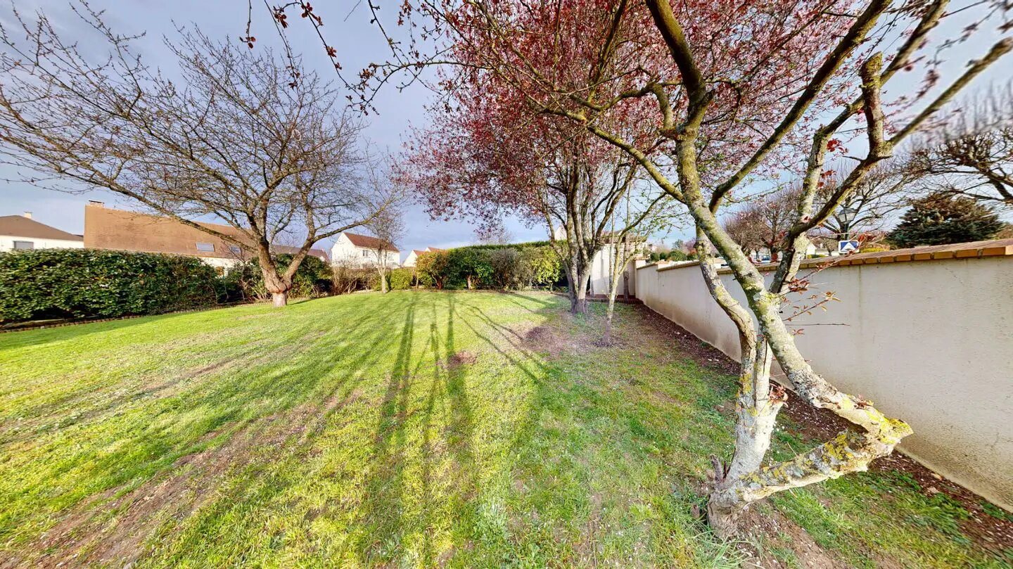 Maison à louer, 182m², Mareuil-lès-Meaux