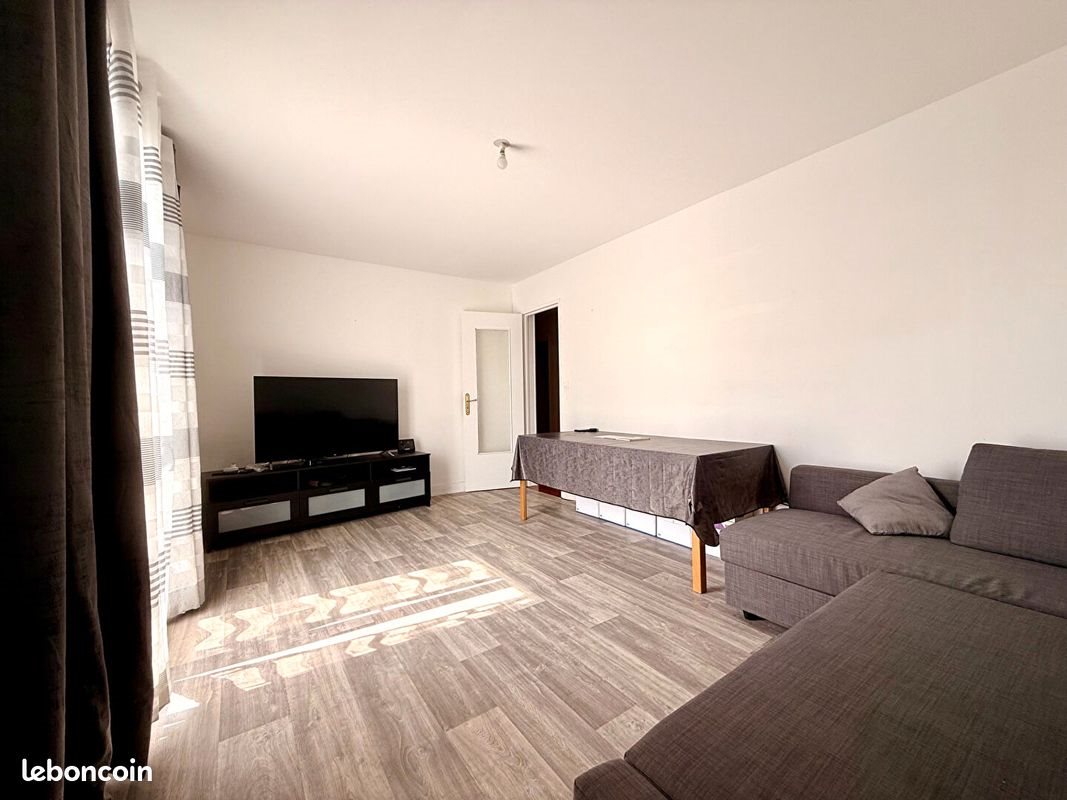 Appartement à louer, 58m², Combs-la-Ville
