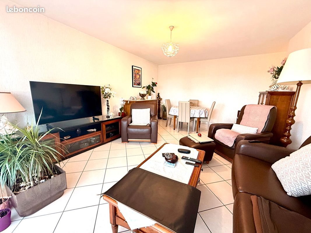 Appartement à vendre, 72m², Pontault-Combault