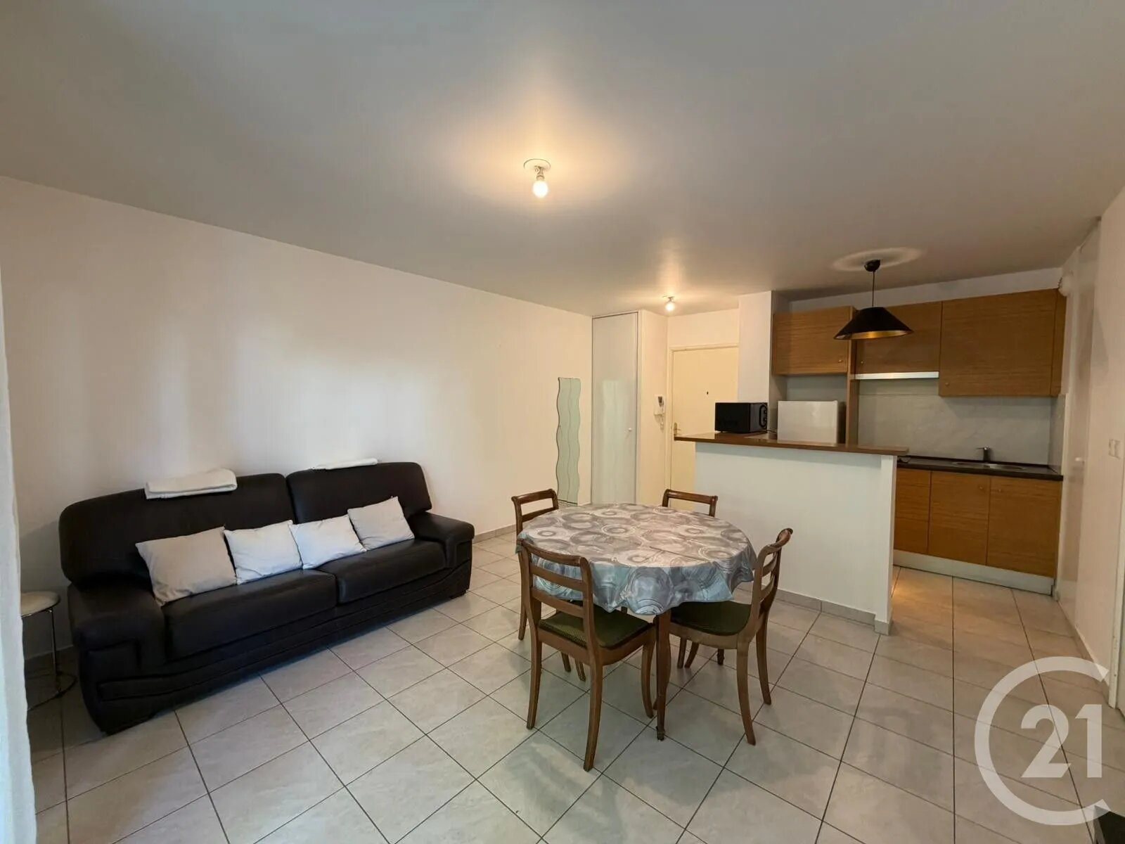Appartement à louer, 37m², Montévrain