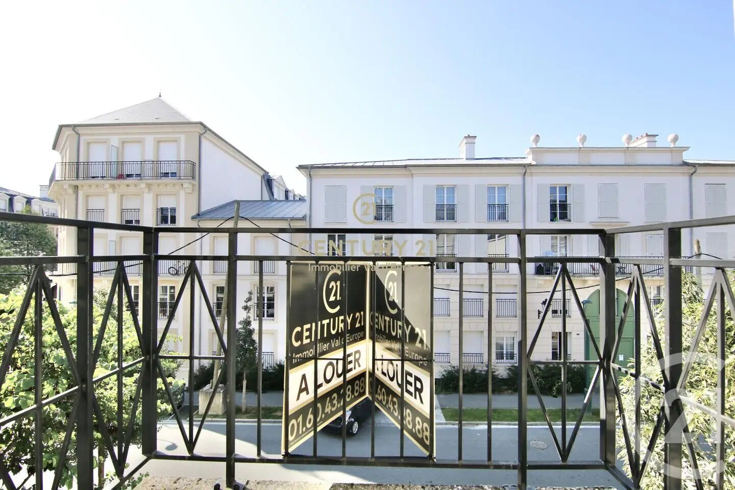 Appartement à louer, 94m², Serris