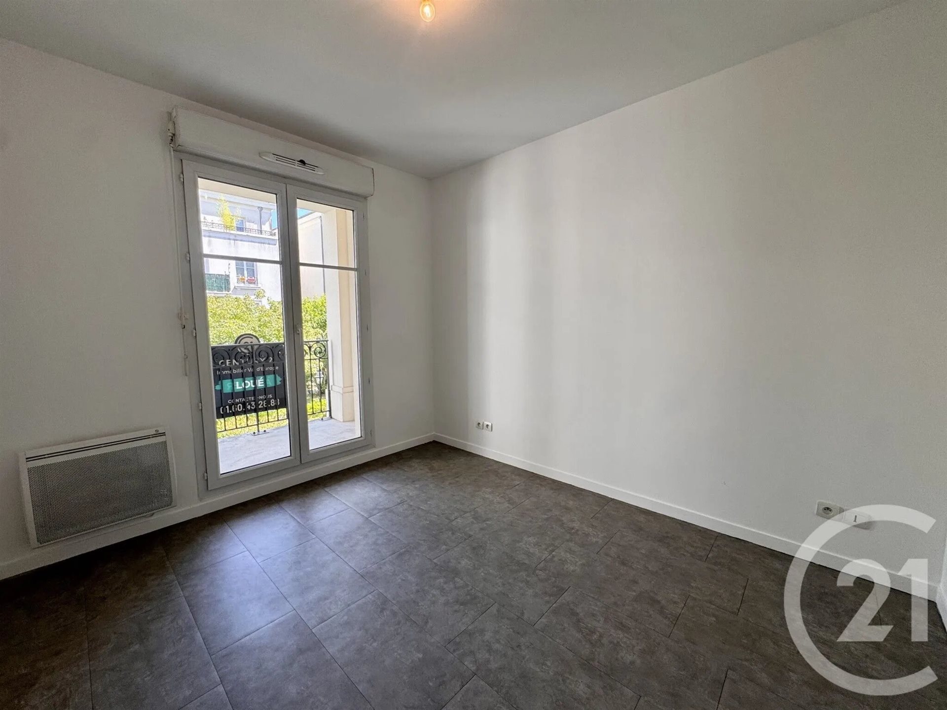 Appartement à louer, 66m², Serris