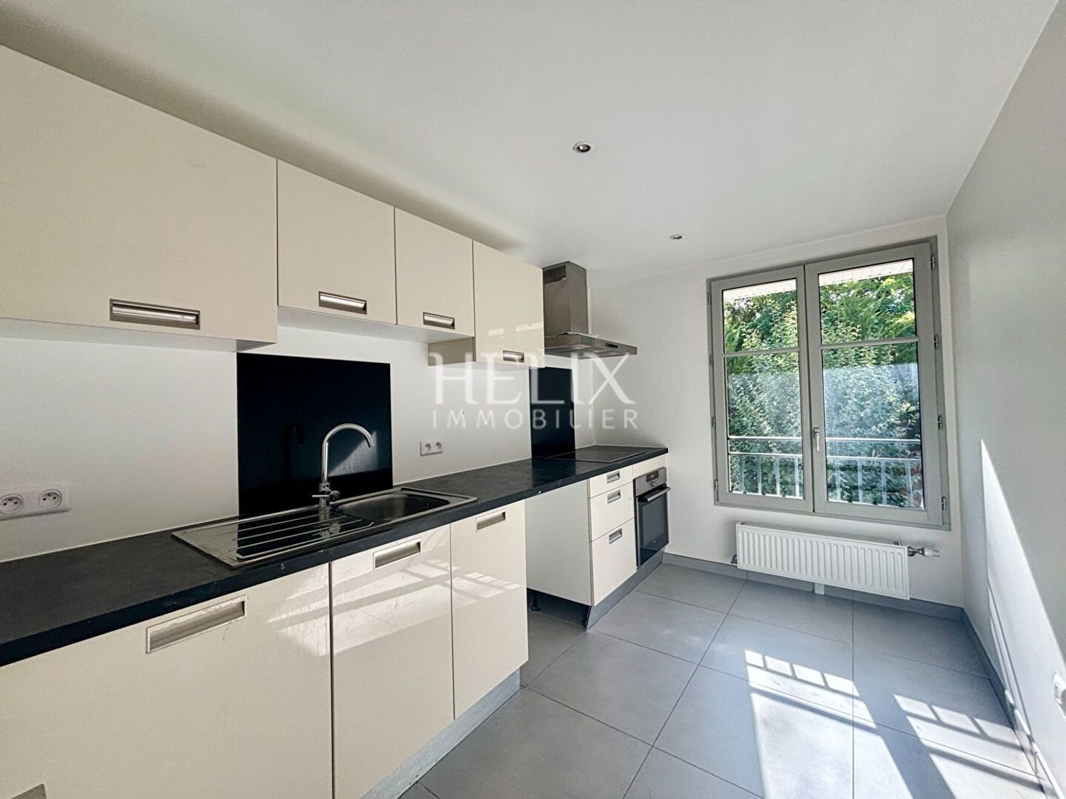 Appartement à louer, 107m², L'Étang-la-Ville