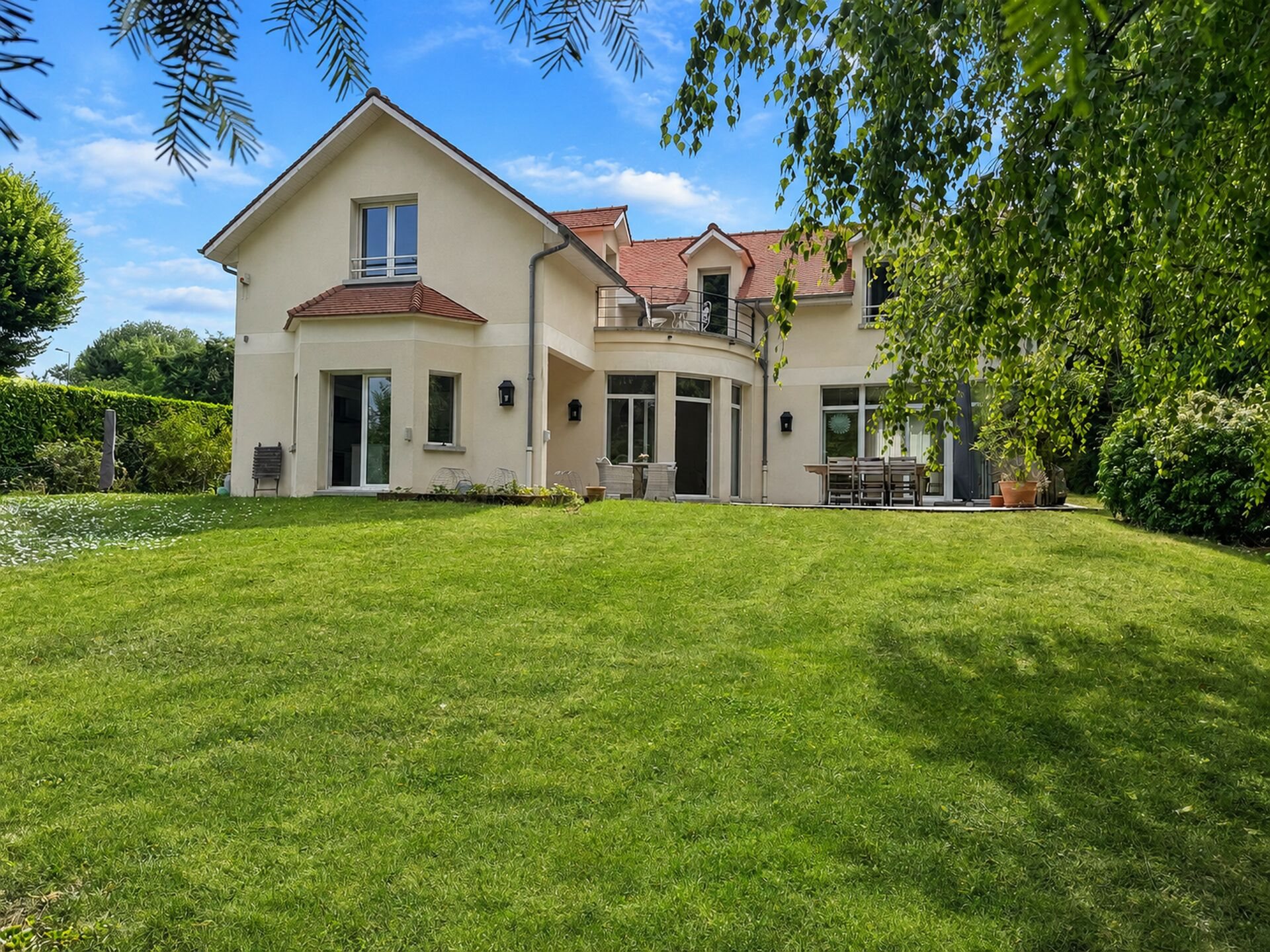 Maison à vendre, 249m², L'Étang-la-Ville