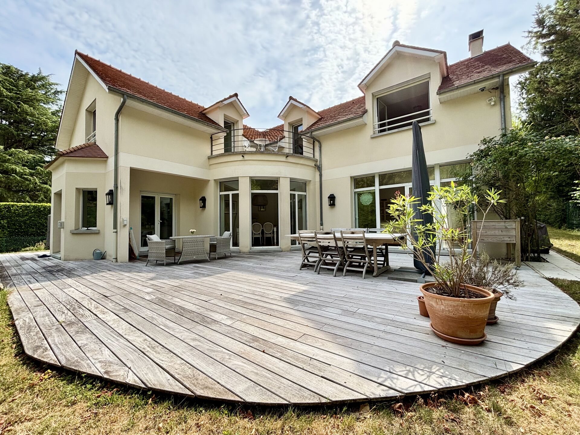 Maison à vendre, 249m², L'Étang-la-Ville