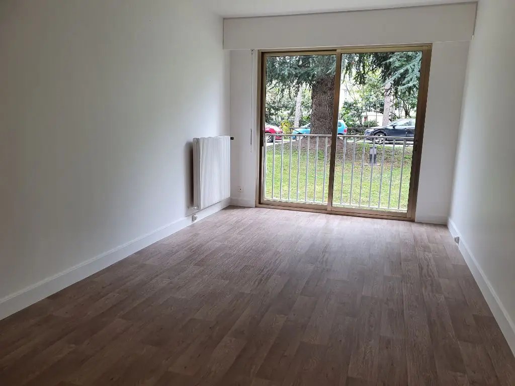 Appartement à louer, 27m², Versailles