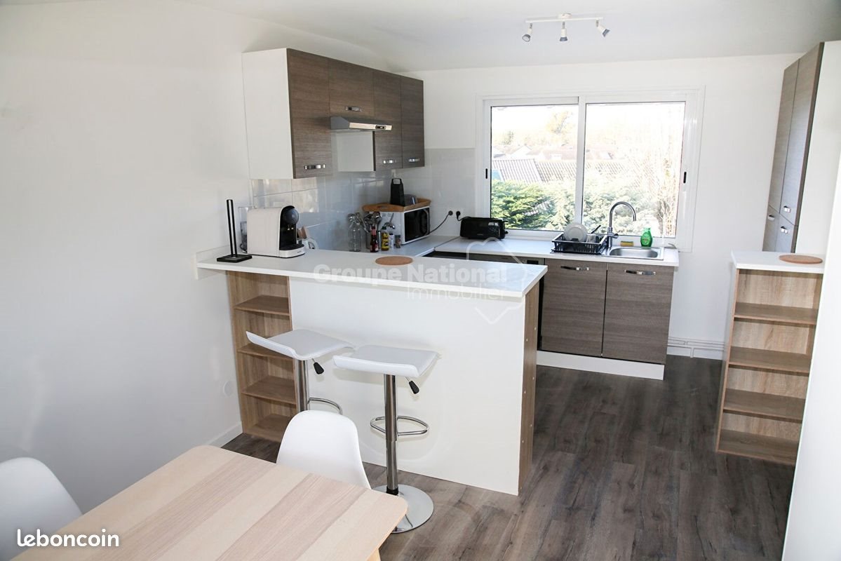 Appartement à louer, 10m², Buc