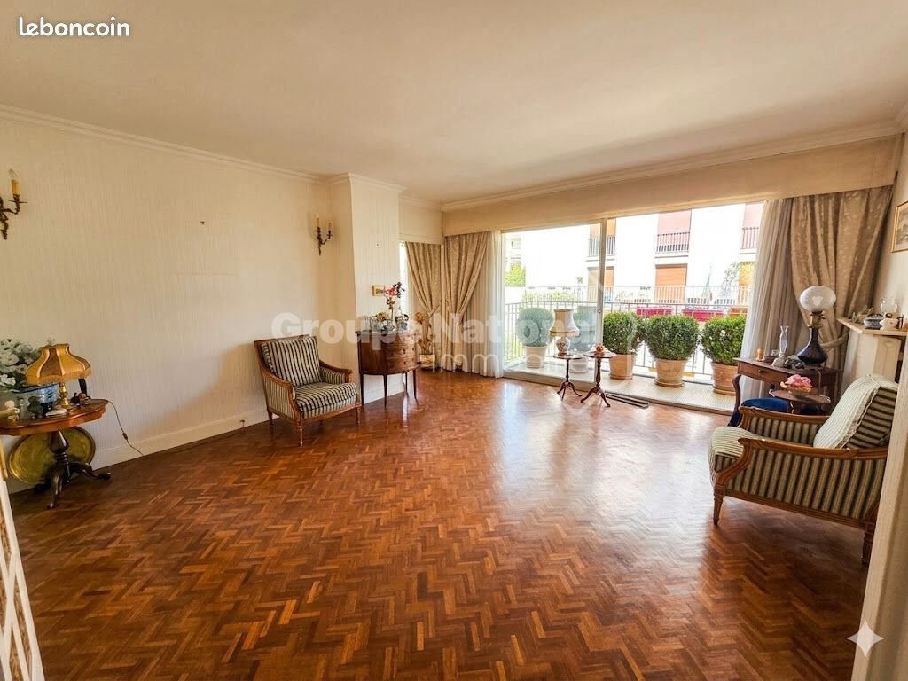Appartement à vendre, 102m², Versailles