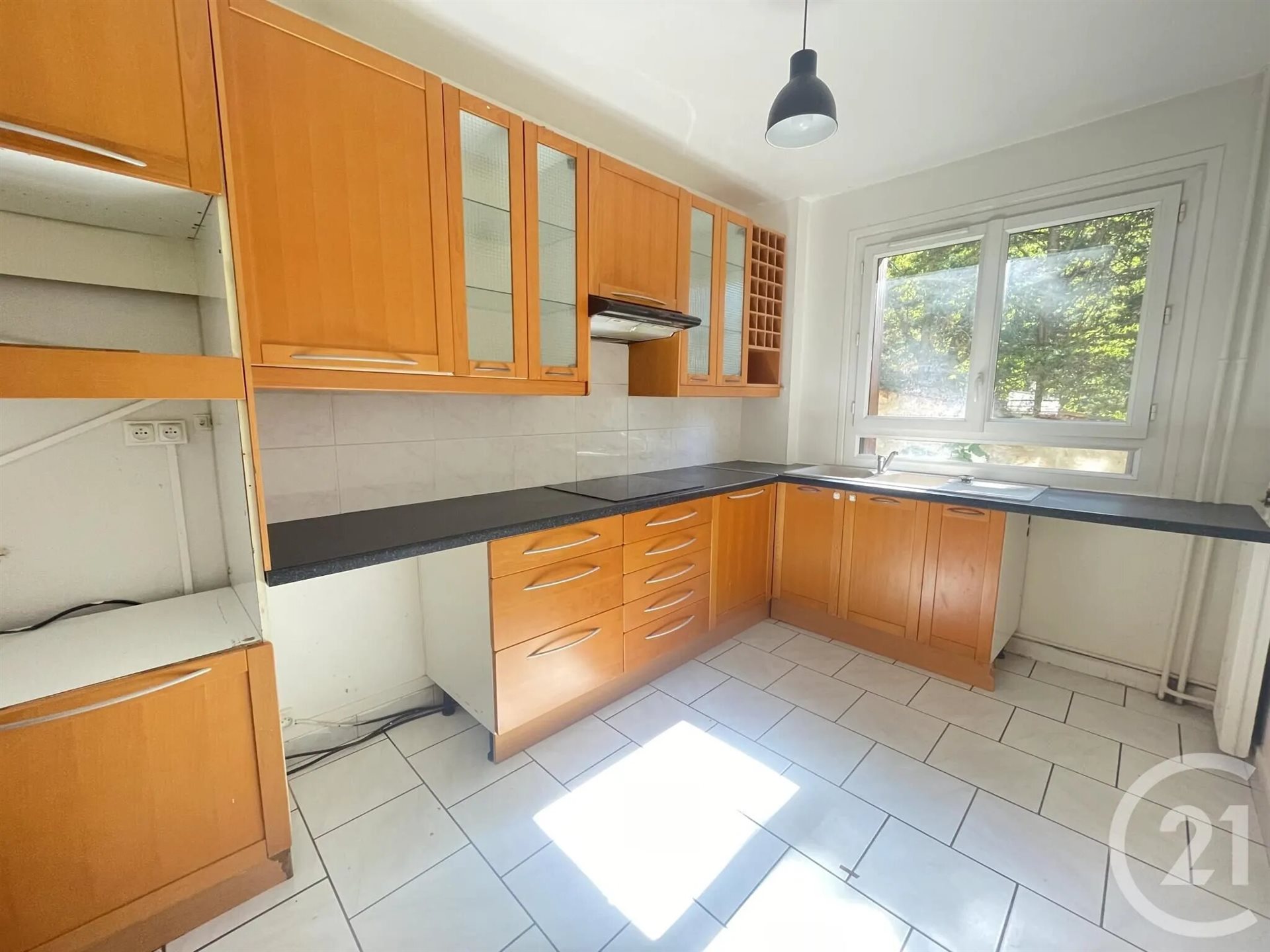 Appartement à louer, 72m², Bougival